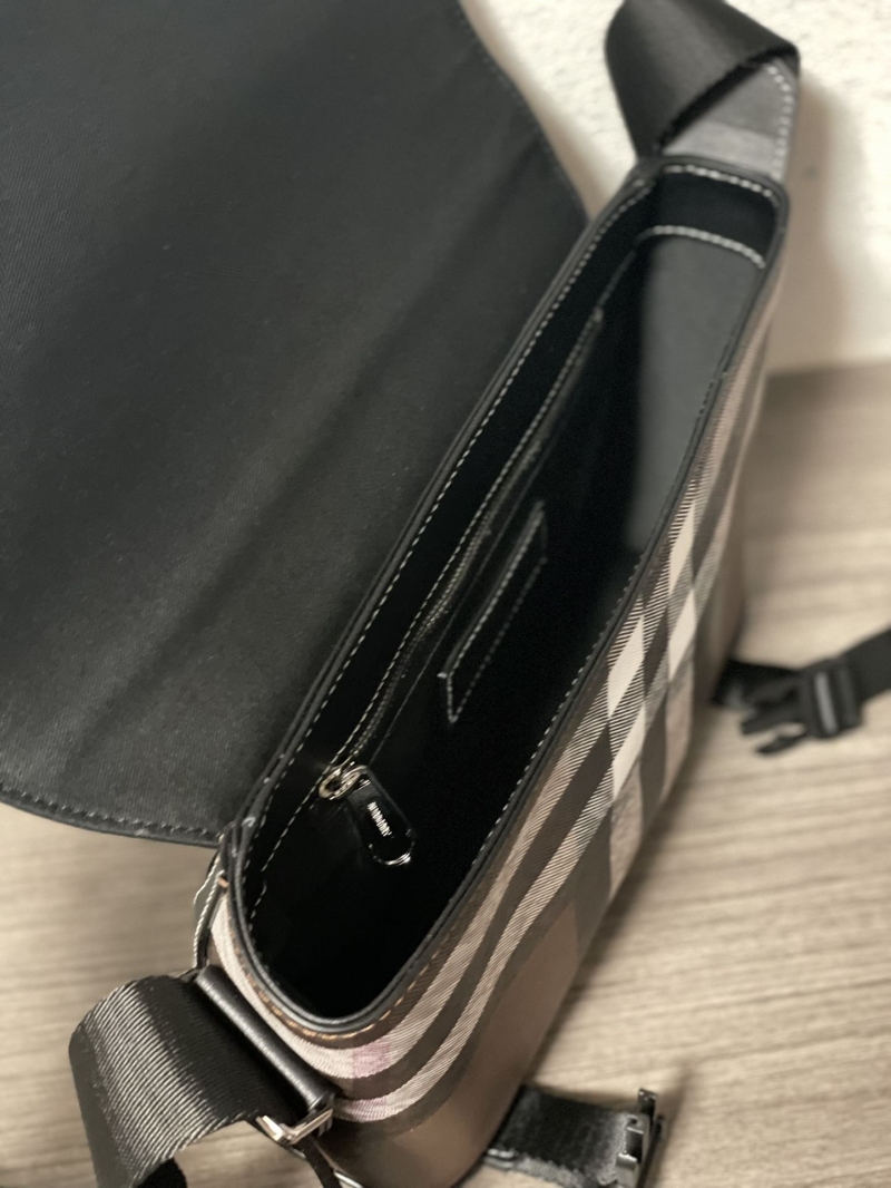 mens Bv*b*rry satchel bags
